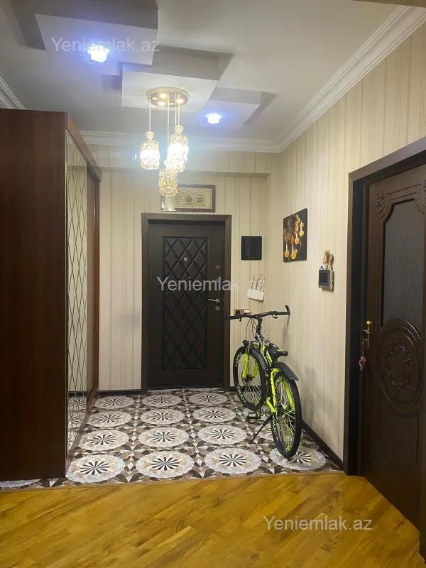 Satılır 4 otaqlı yeni tikili 120 m²