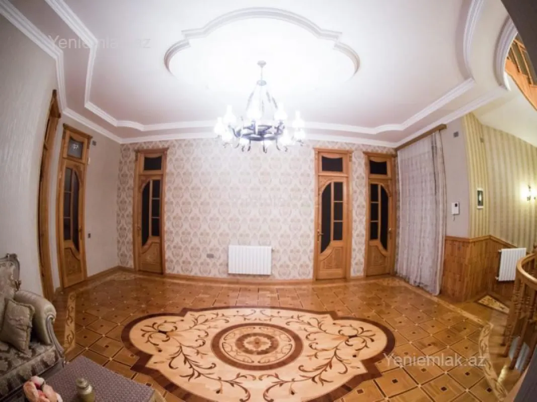 Satılır 7 otaqlı həyət evi 700 m²