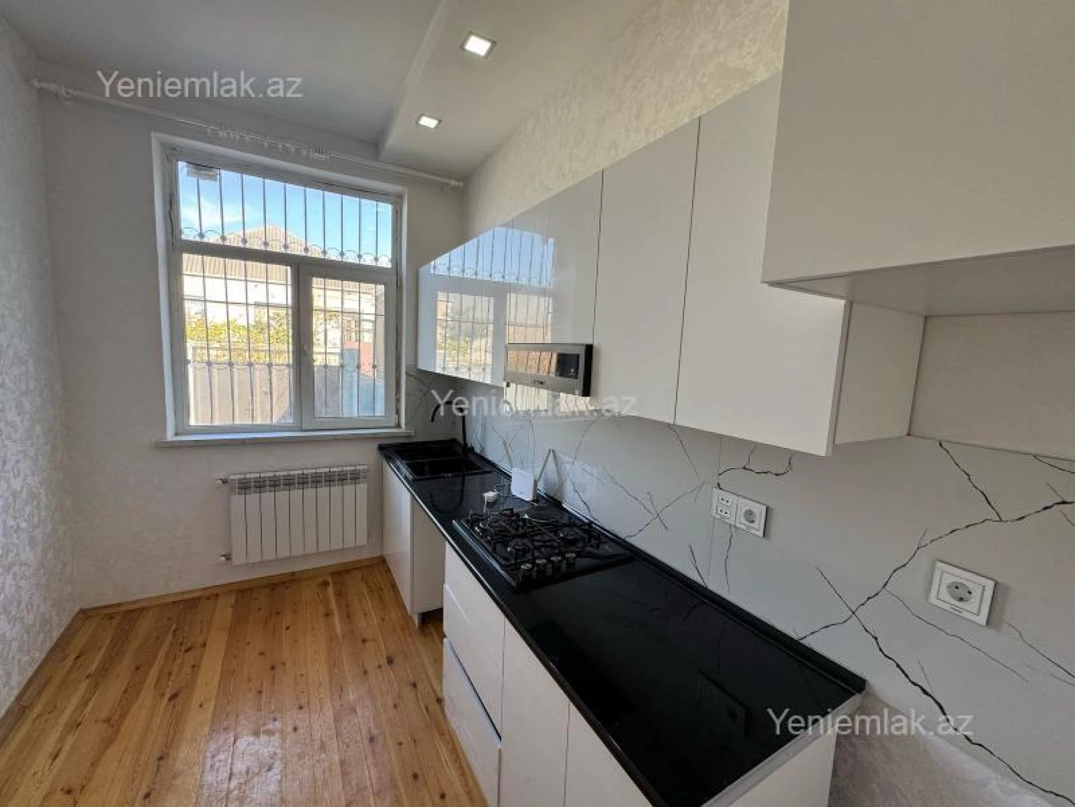 Satılır 3 otaqlı həyət evi 90 m²