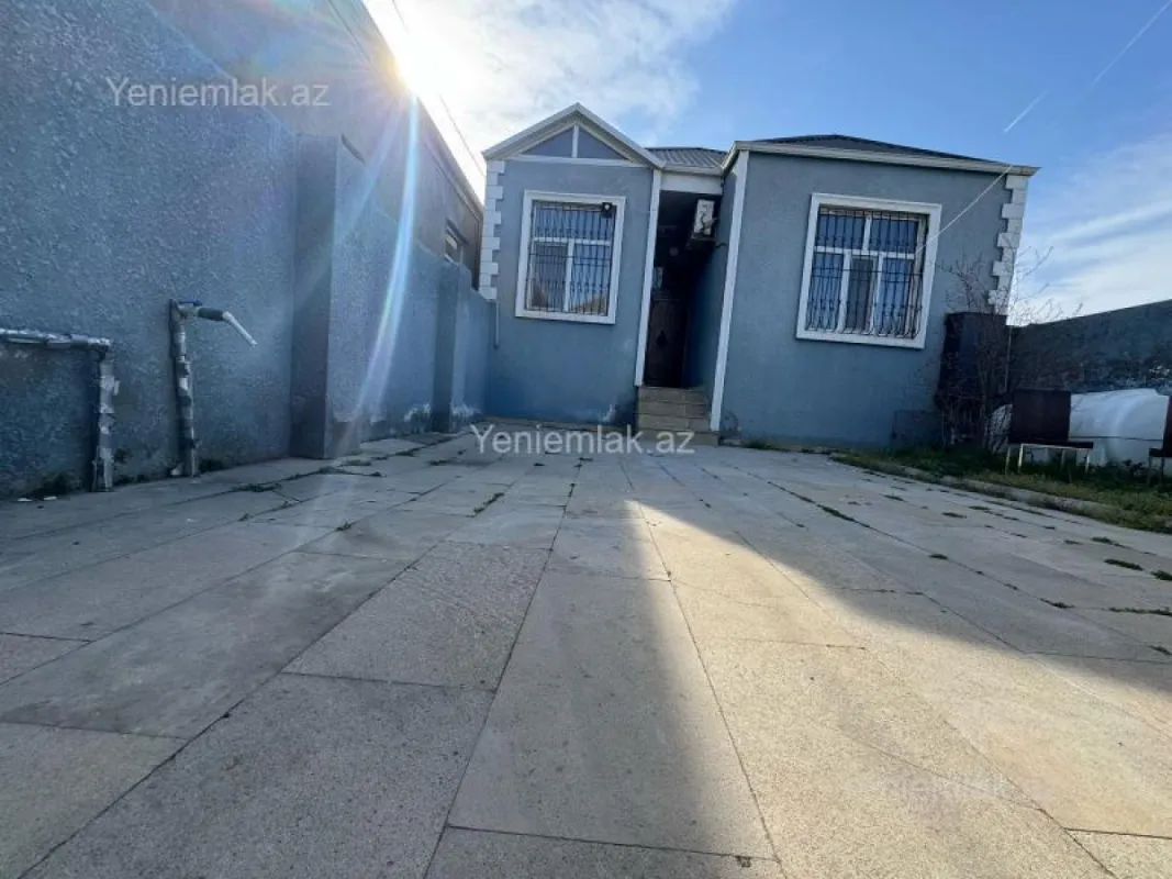 Satılır 3 otaqlı həyət evi 90 m²