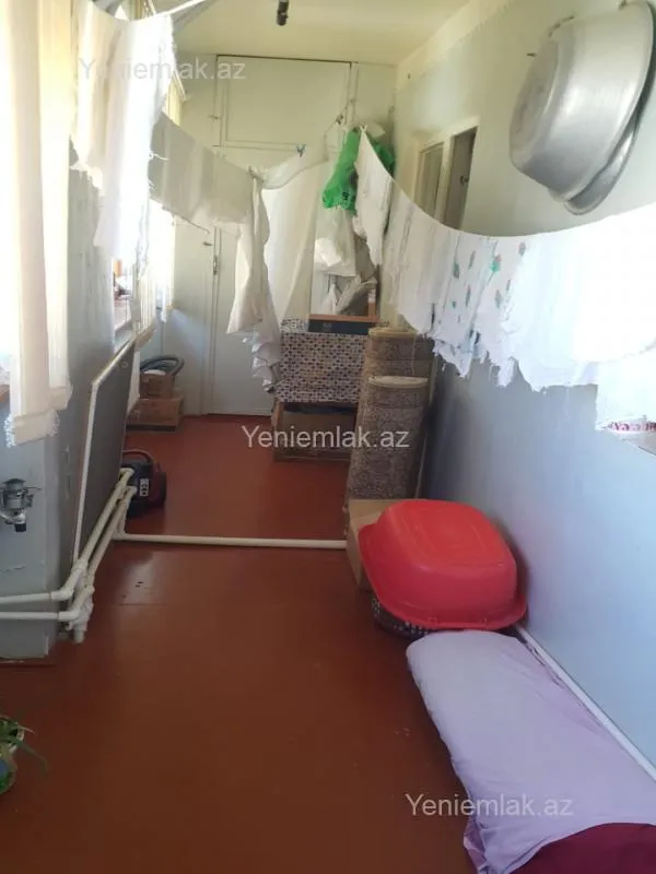 Satılır 4 otaqlı köhnə tikili 74 m²