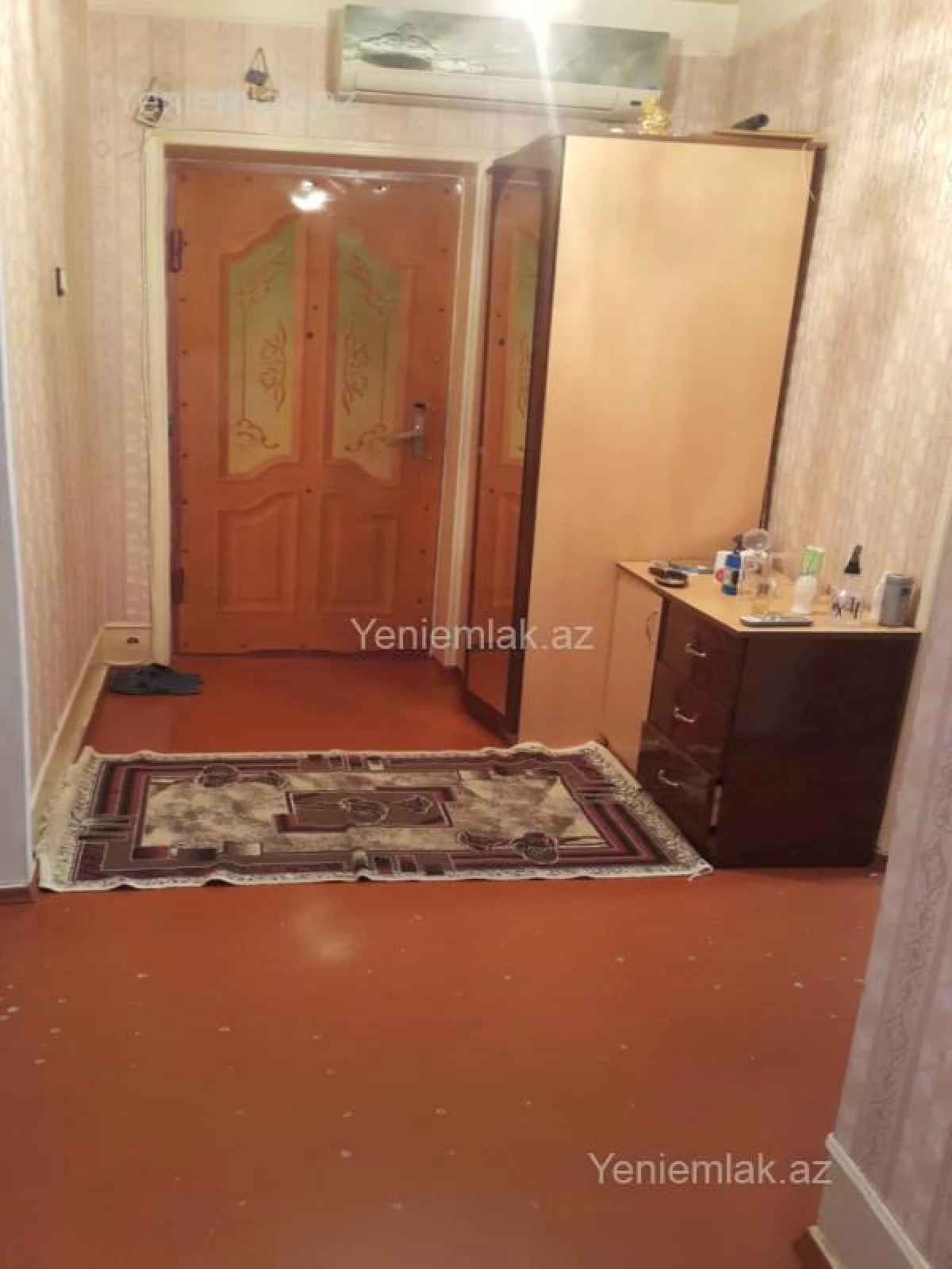 Satılır 4 otaqlı köhnə tikili 74 m²