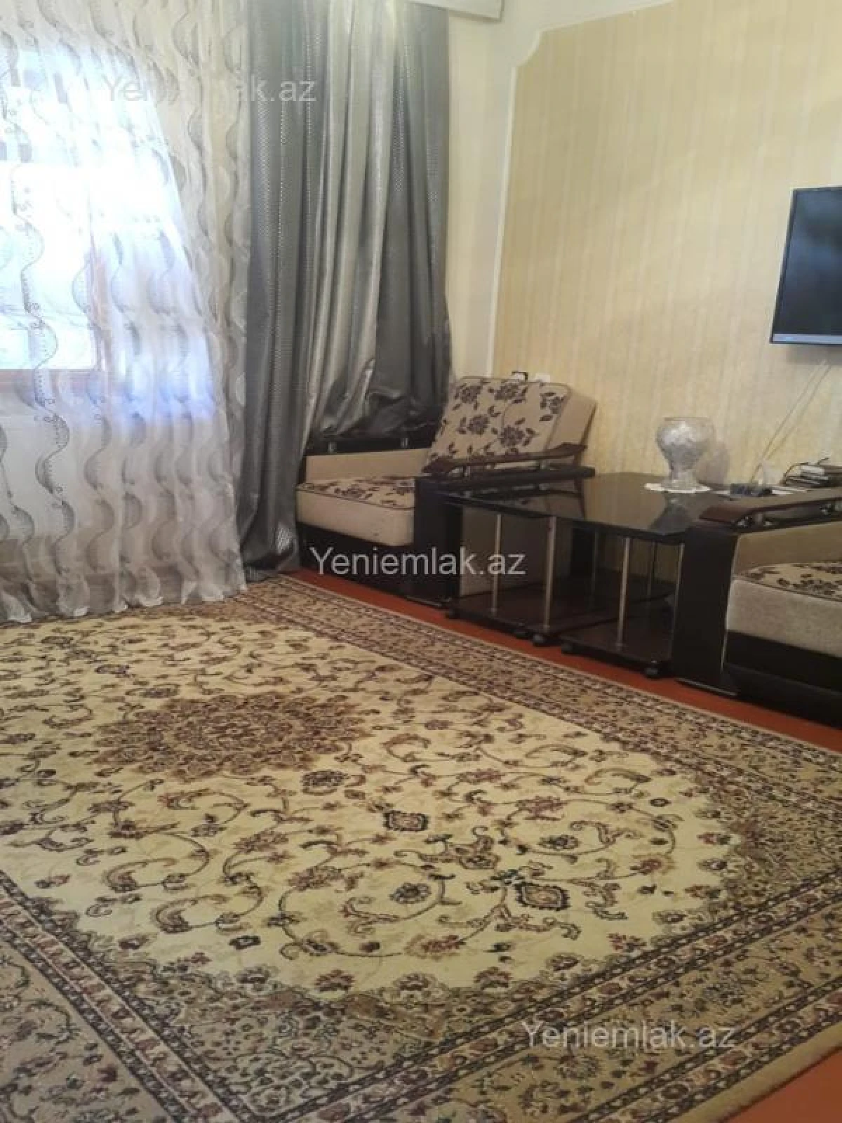 Satılır 4 otaqlı köhnə tikili 74 m²