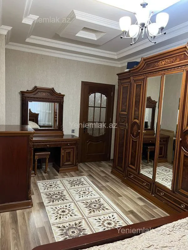 Satılır 3 otaqlı yeni tikili 126 m²