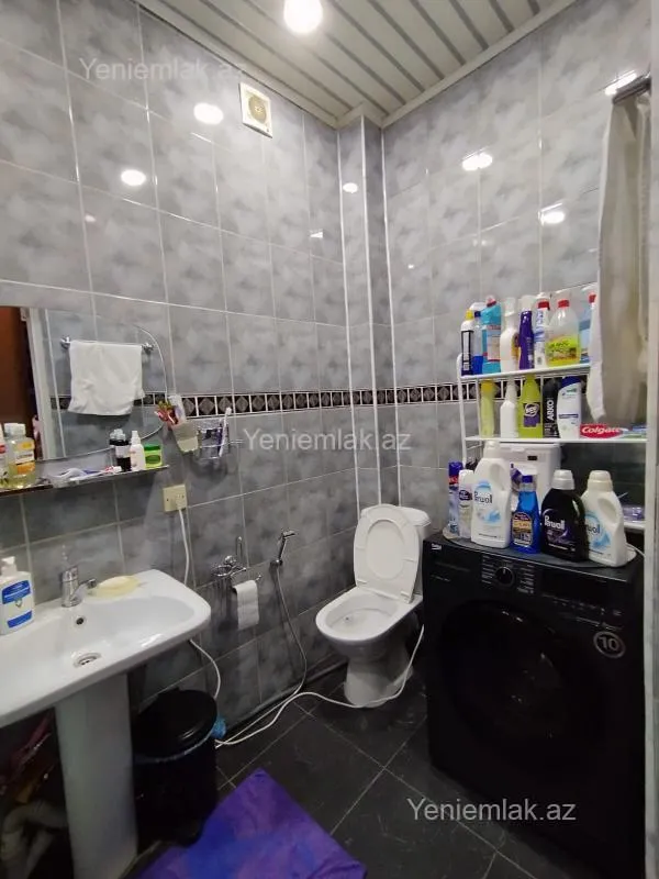Satılır 2 otaqlı köhnə tikili 60 m²