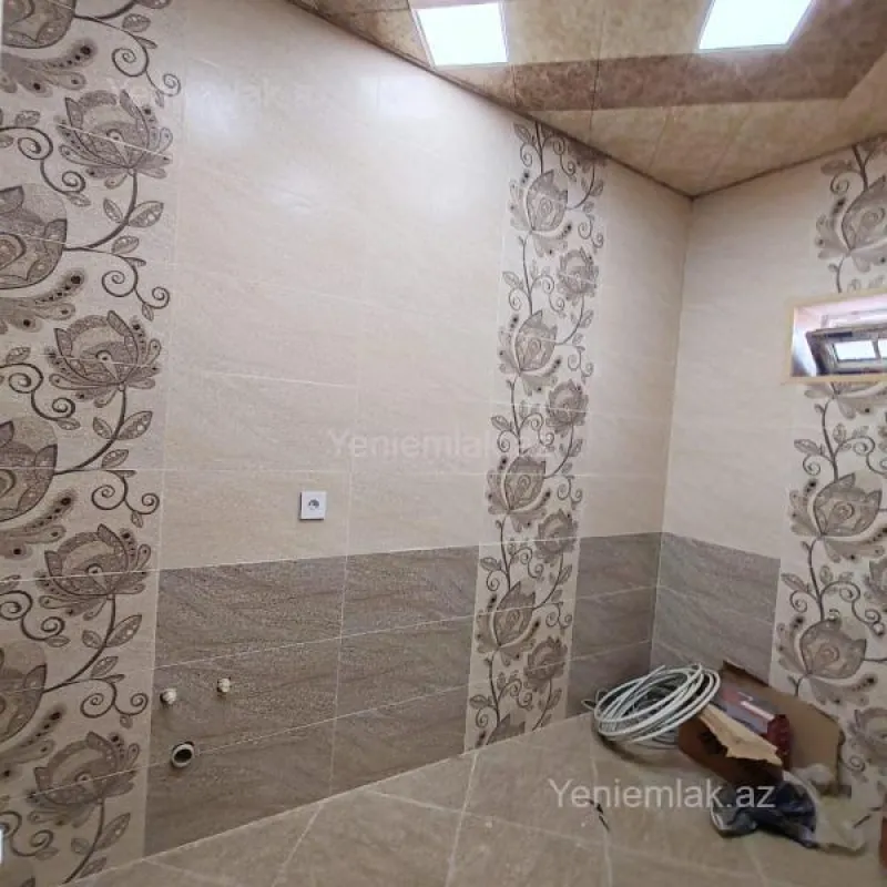 Satılır 5 otaqlı həyət evi 170 m²
