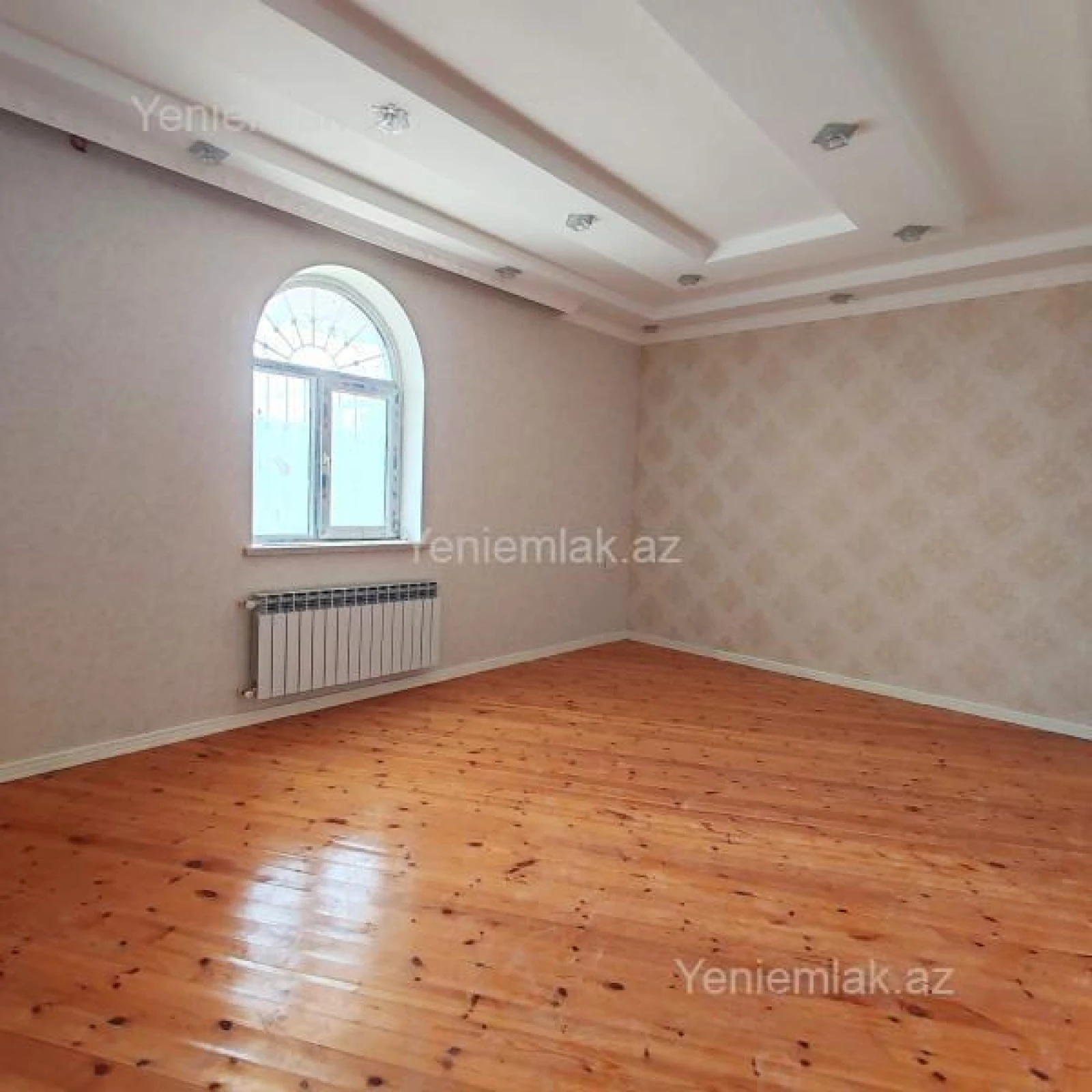 Satılır 5 otaqlı həyət evi 170 m²