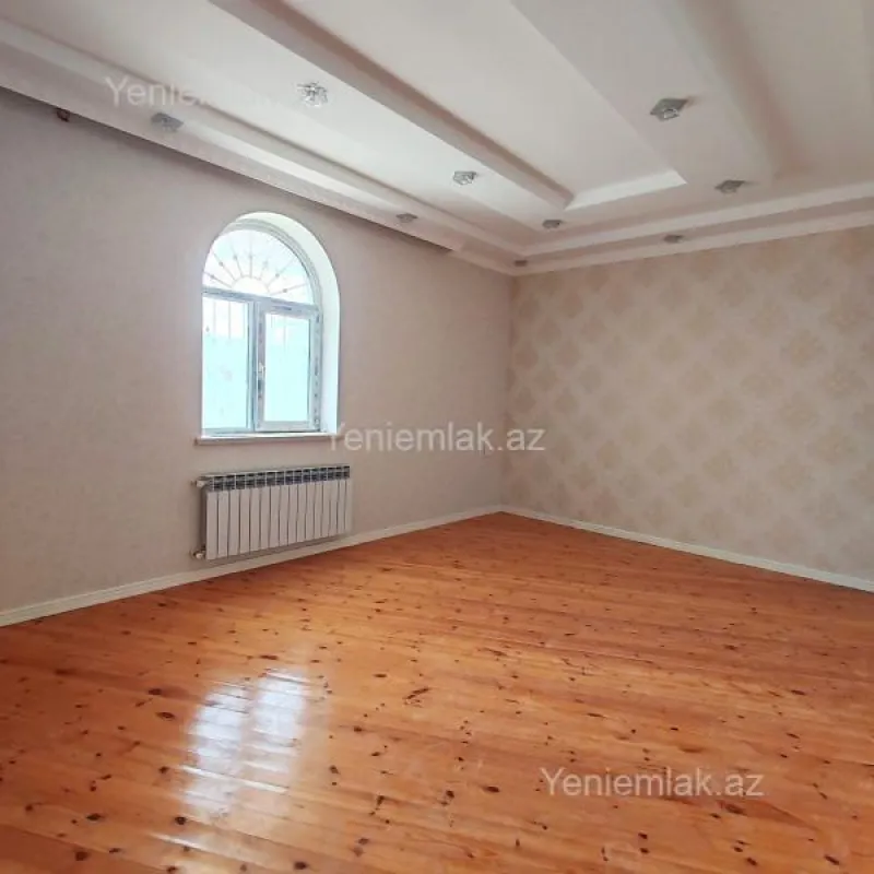 Satılır 5 otaqlı həyət evi 170 m²