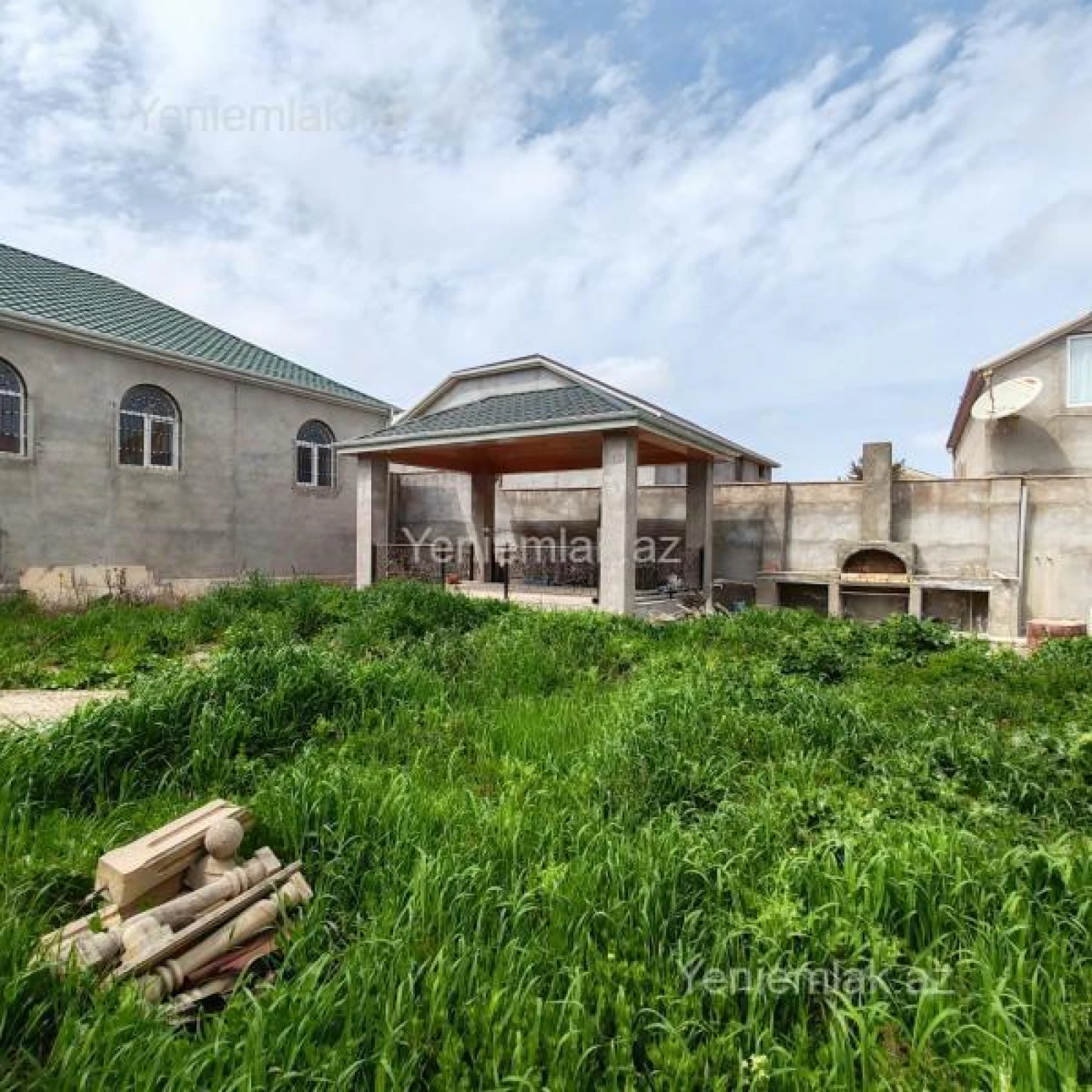 Satılır 5 otaqlı həyət evi 170 m²