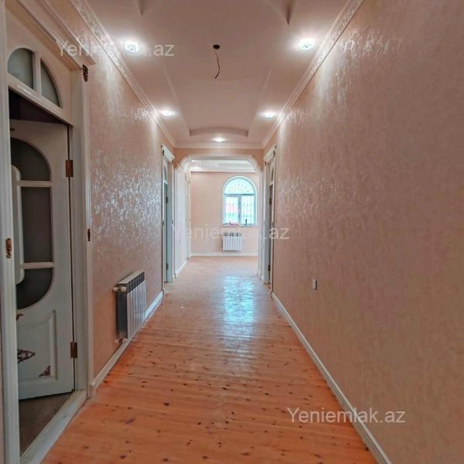 Satılır 5 otaqlı həyət evi 170 m²