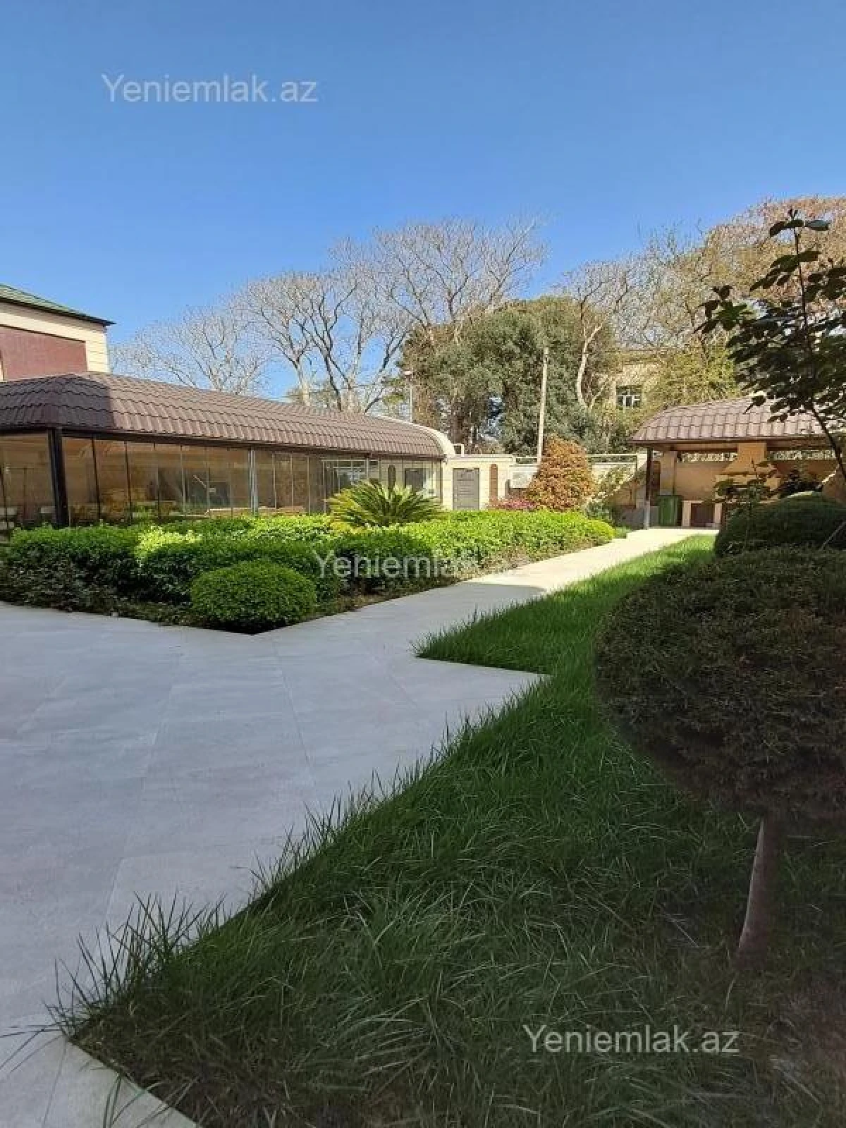 Satılır 6 otaqlı həyət evi 458 m²