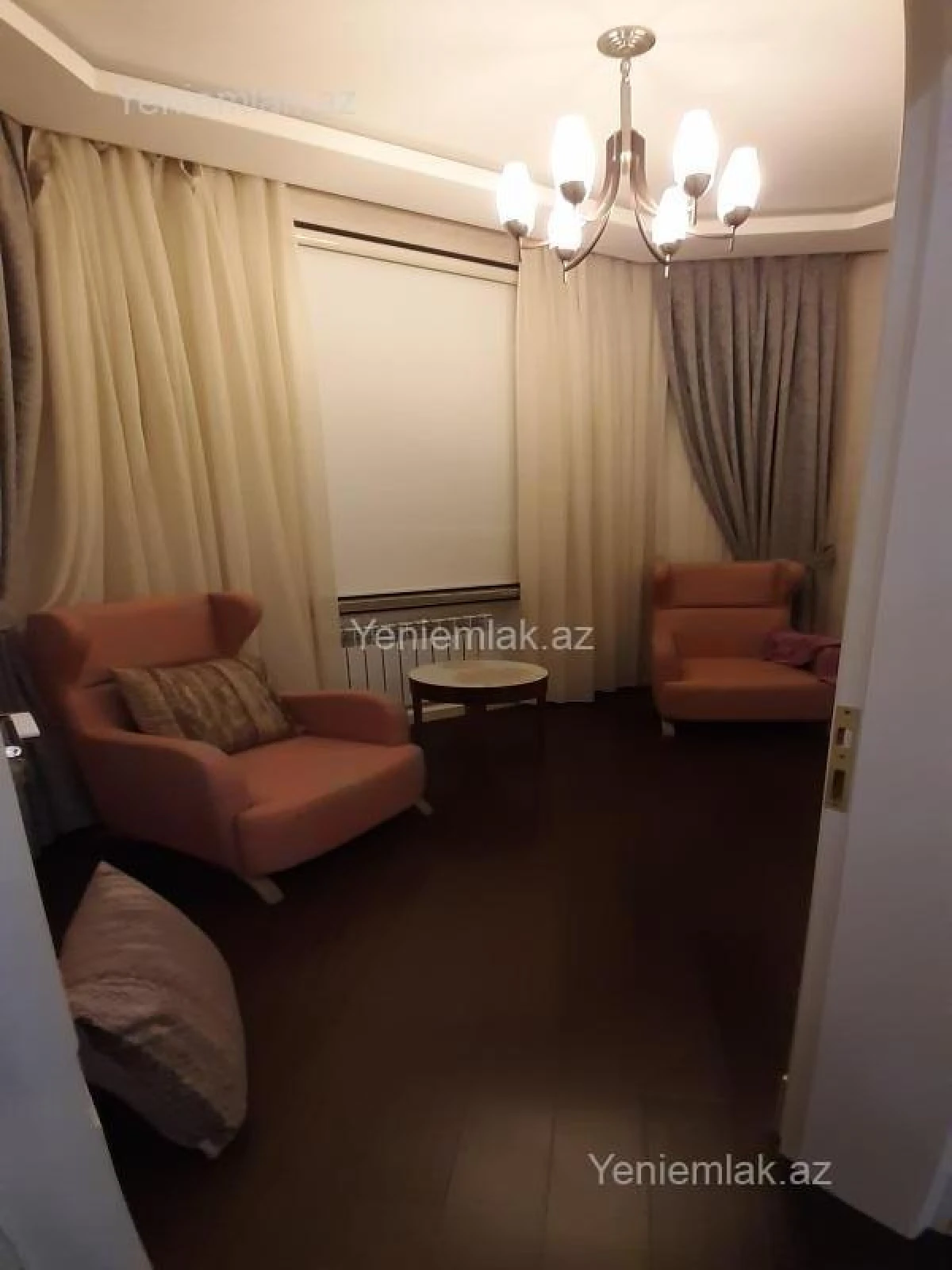 Satılır 6 otaqlı həyət evi 458 m²