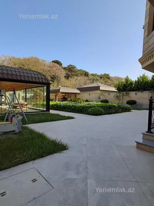Satılır 6 otaqlı həyət evi 458 m²