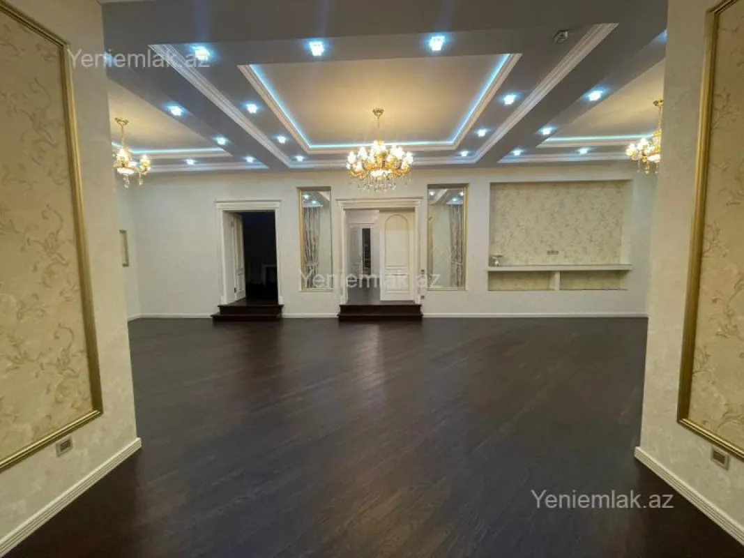 Satılır 6 otaqlı həyət evi 458 m²