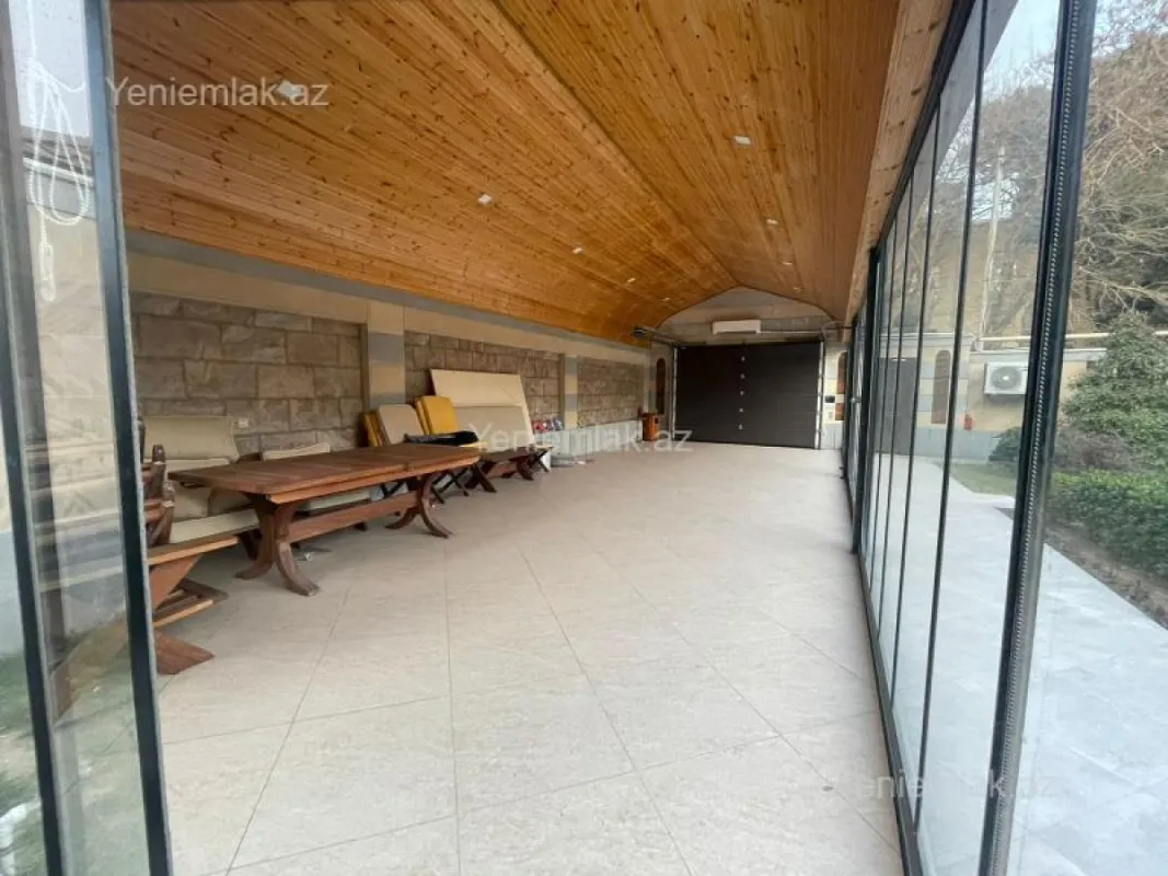 Satılır 6 otaqlı həyət evi 458 m²