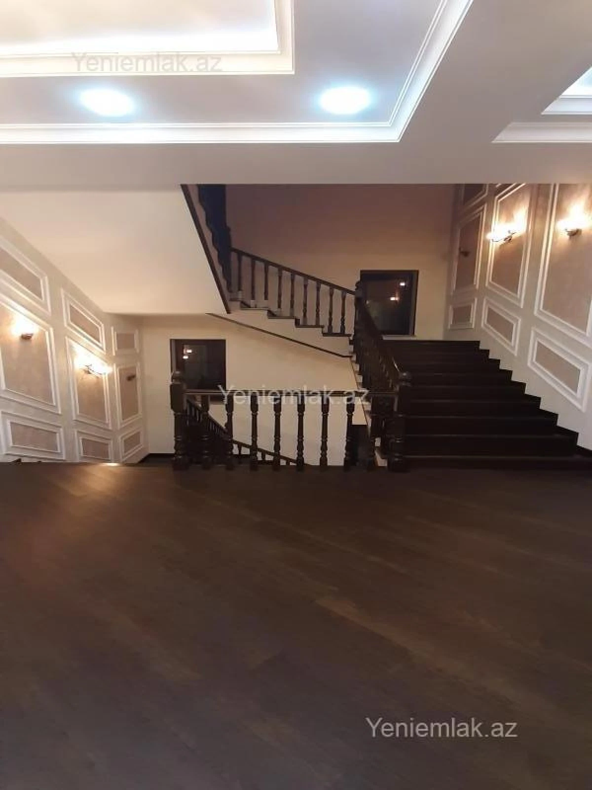 Satılır 6 otaqlı həyət evi 458 m²