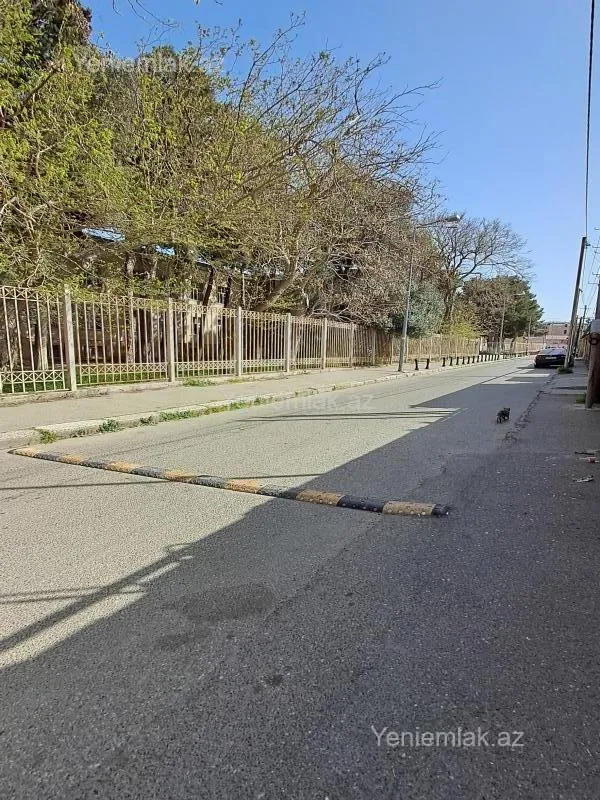 Satılır 6 otaqlı həyət evi 458 m²