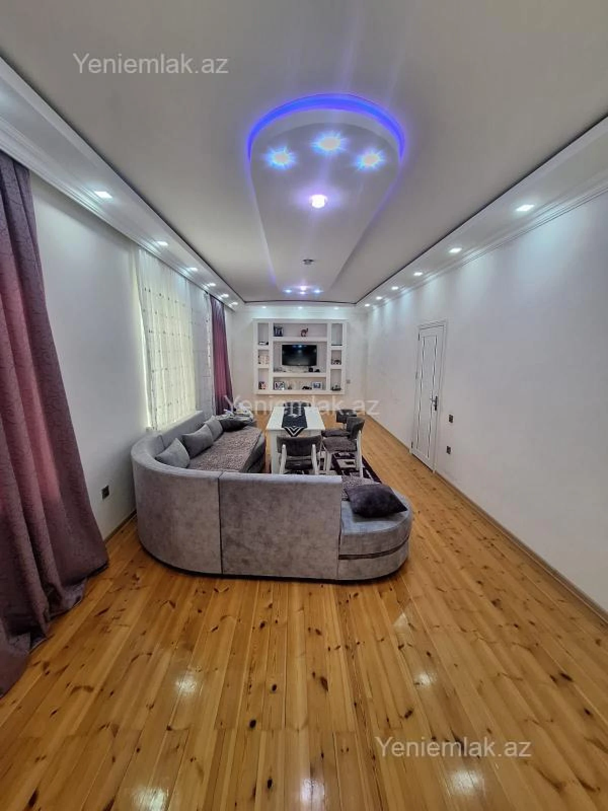 Satılır 6 otaqlı həyət evi 400 m²
