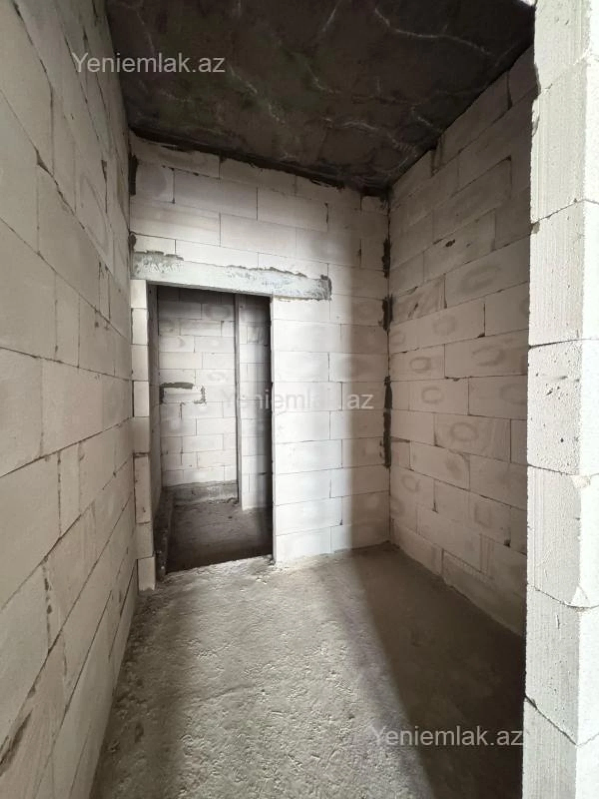 Satılır 4 otaqlı yeni tikili 225 m²