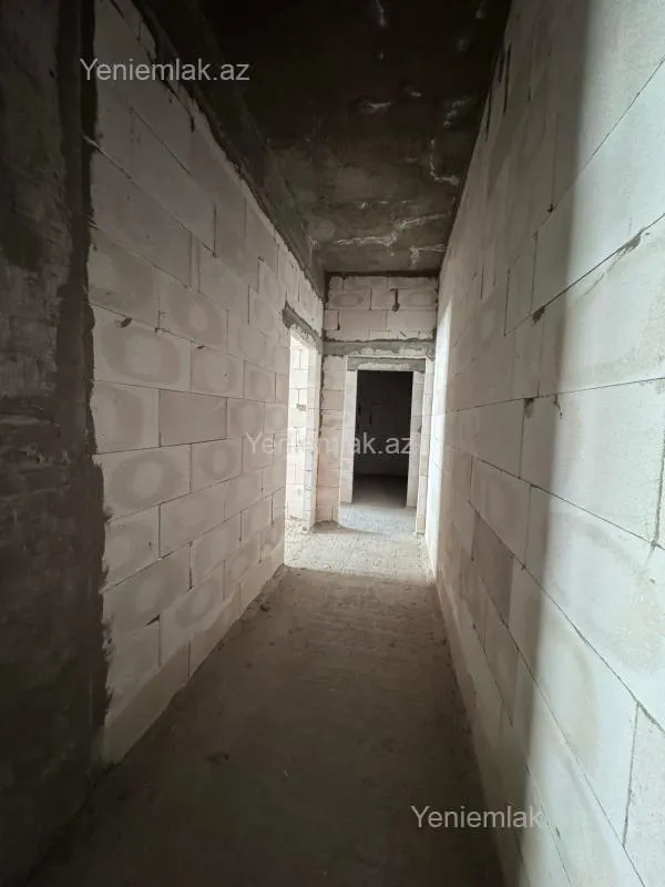 Satılır 4 otaqlı yeni tikili 225 m²