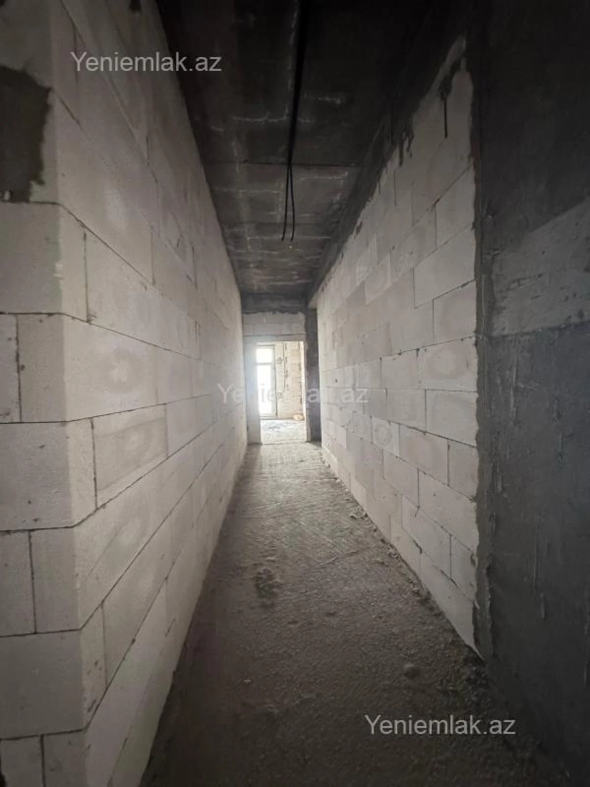 Satılır 4 otaqlı yeni tikili 225 m²