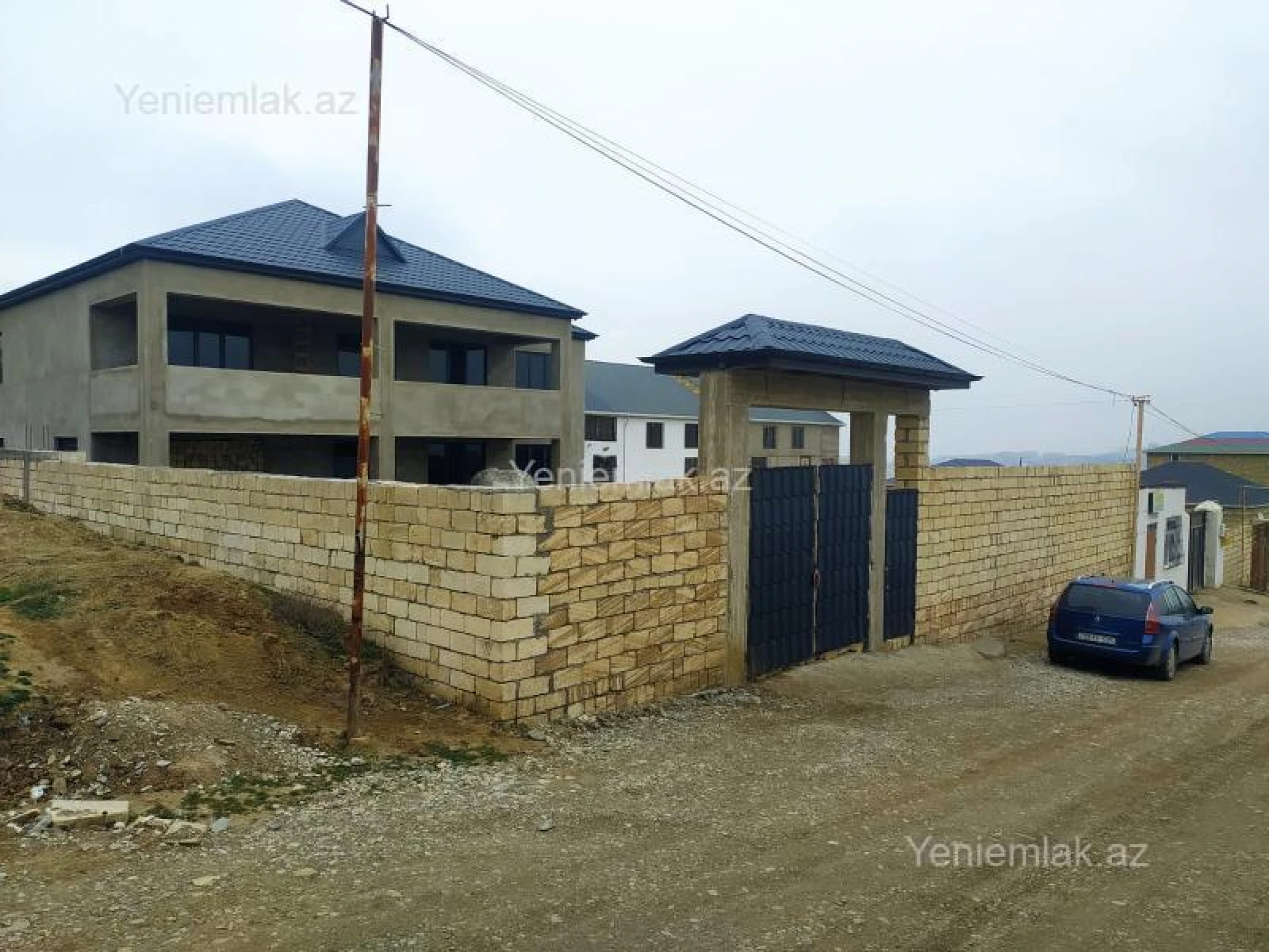 Satılır 7 otaqlı həyət evi 440 m²