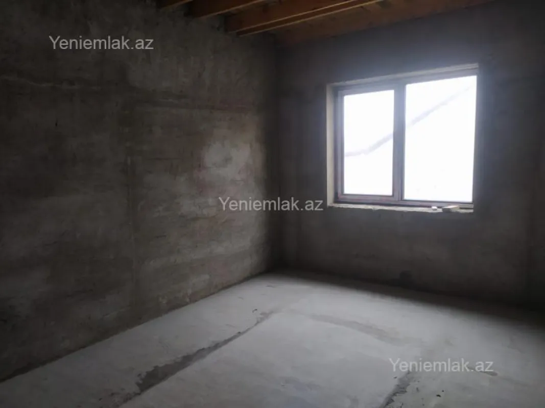 Satılır 7 otaqlı həyət evi 440 m²