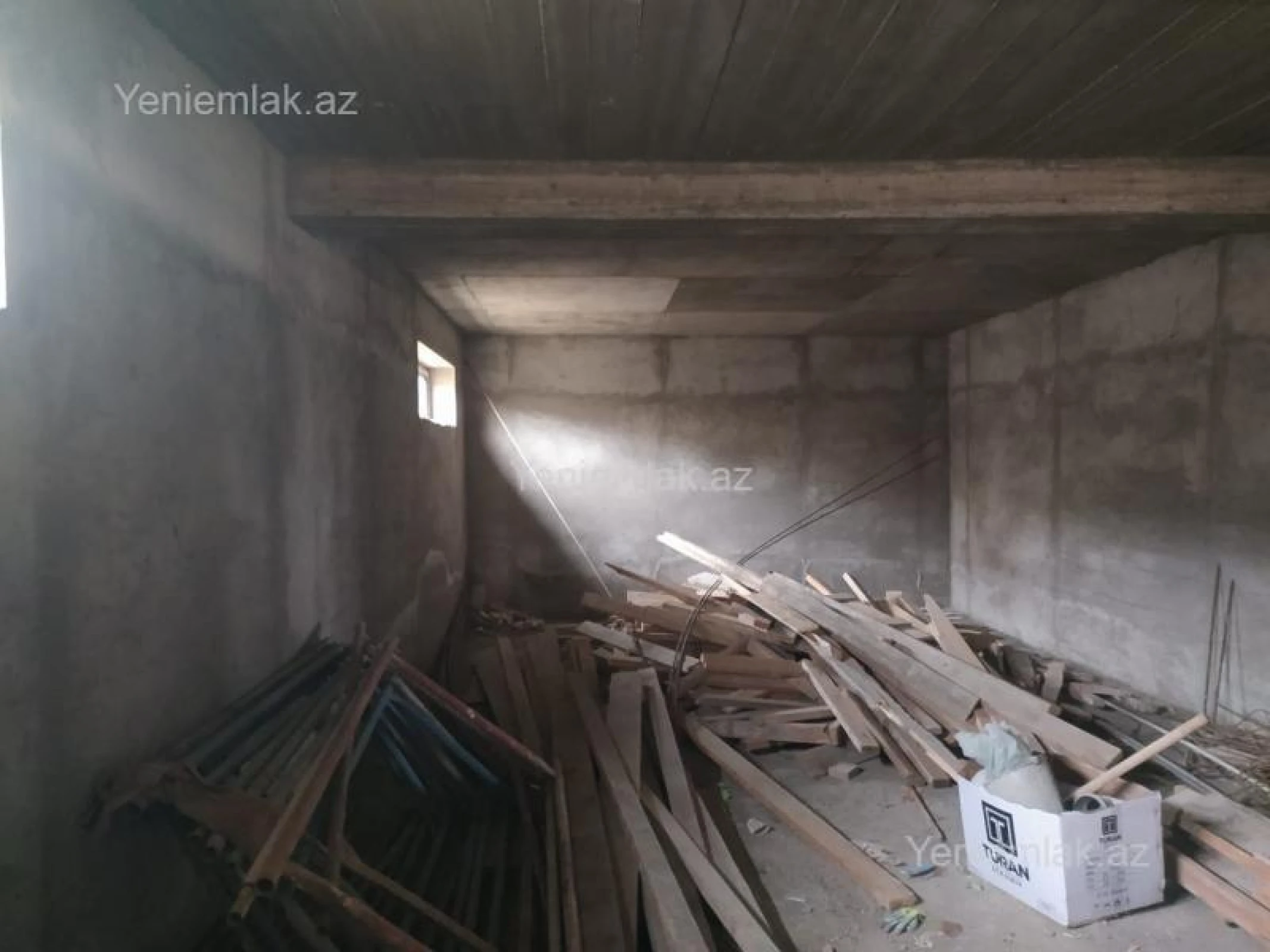 Satılır 7 otaqlı həyət evi 440 m²