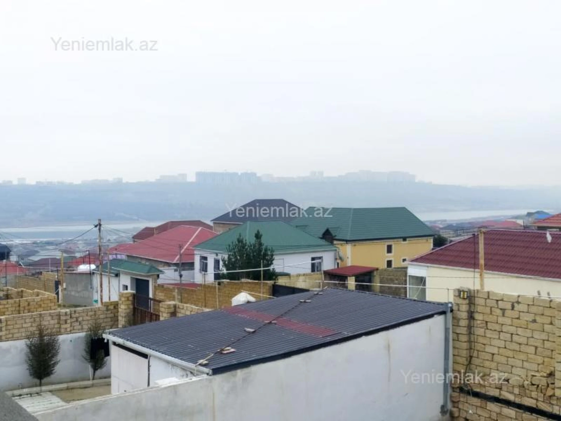 Satılır 7 otaqlı həyət evi 440 m²