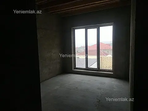 Satılır 7 otaqlı həyət evi 440 m²