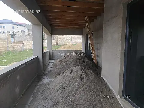 Satılır 7 otaqlı həyət evi 440 m²