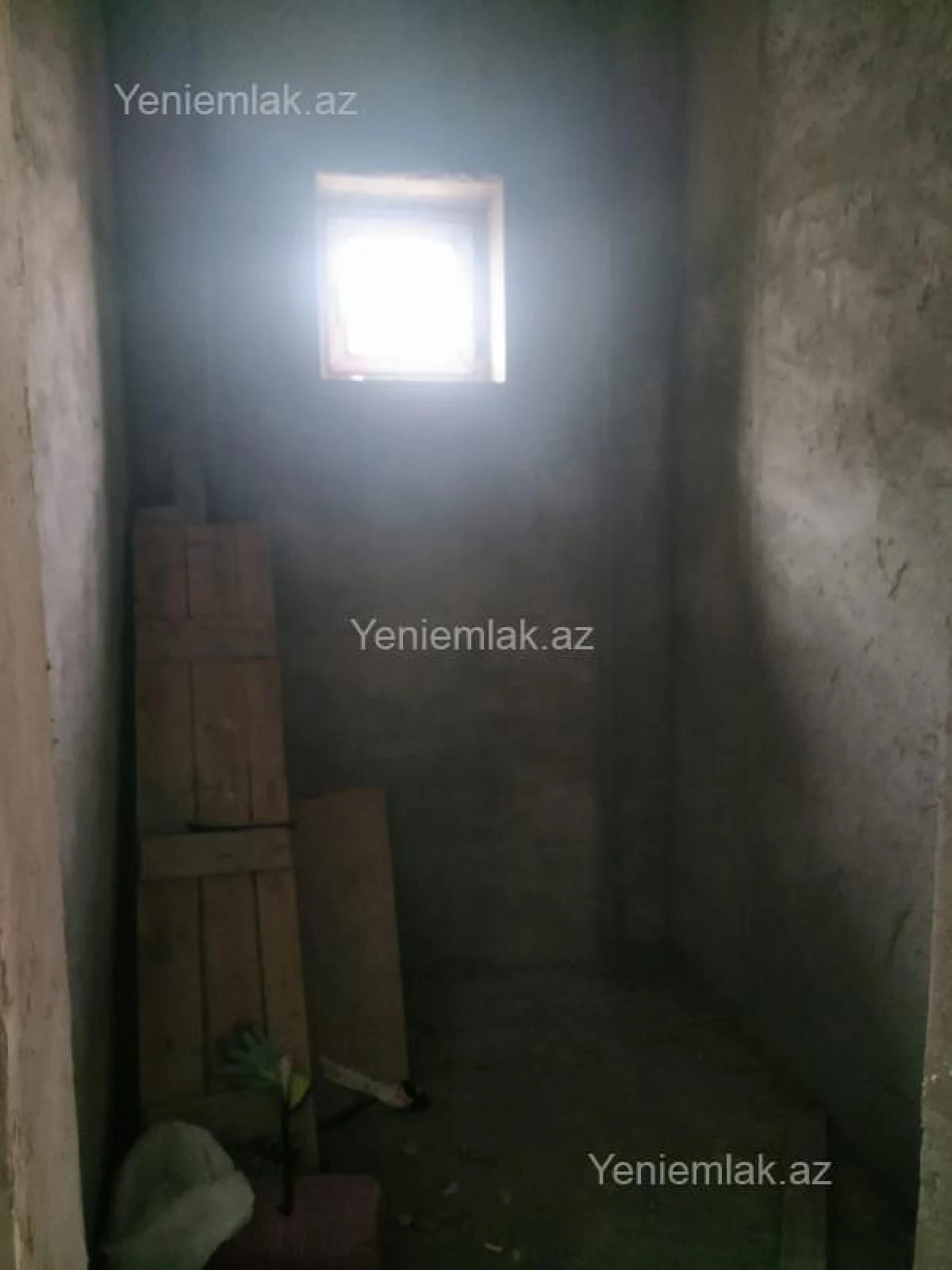 Satılır 7 otaqlı həyət evi 440 m²