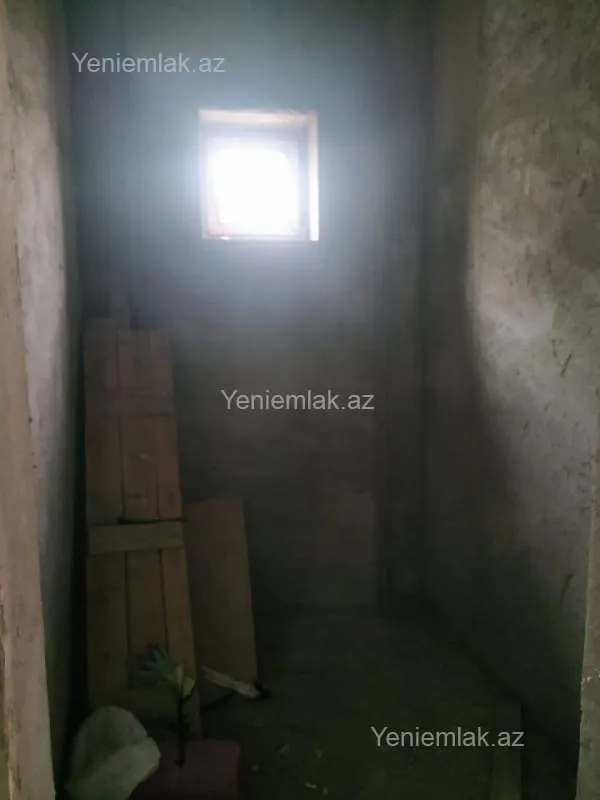 Satılır 7 otaqlı həyət evi 440 m²