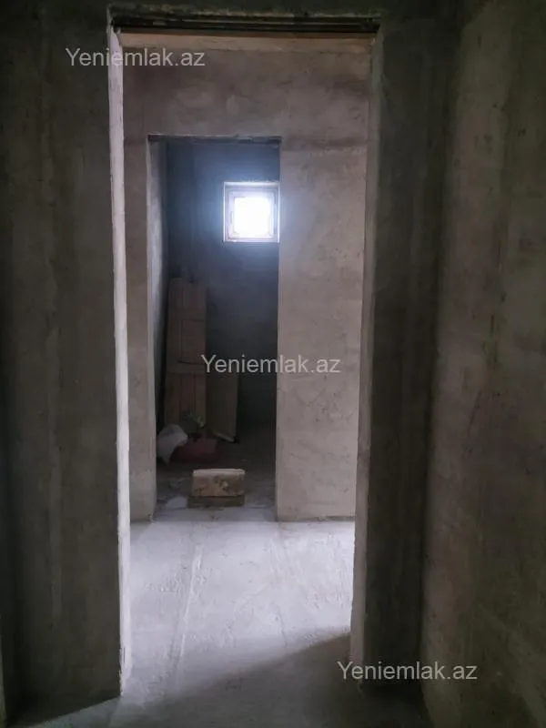 Satılır 7 otaqlı həyət evi 440 m²