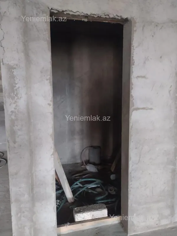 Satılır 7 otaqlı həyət evi 440 m²