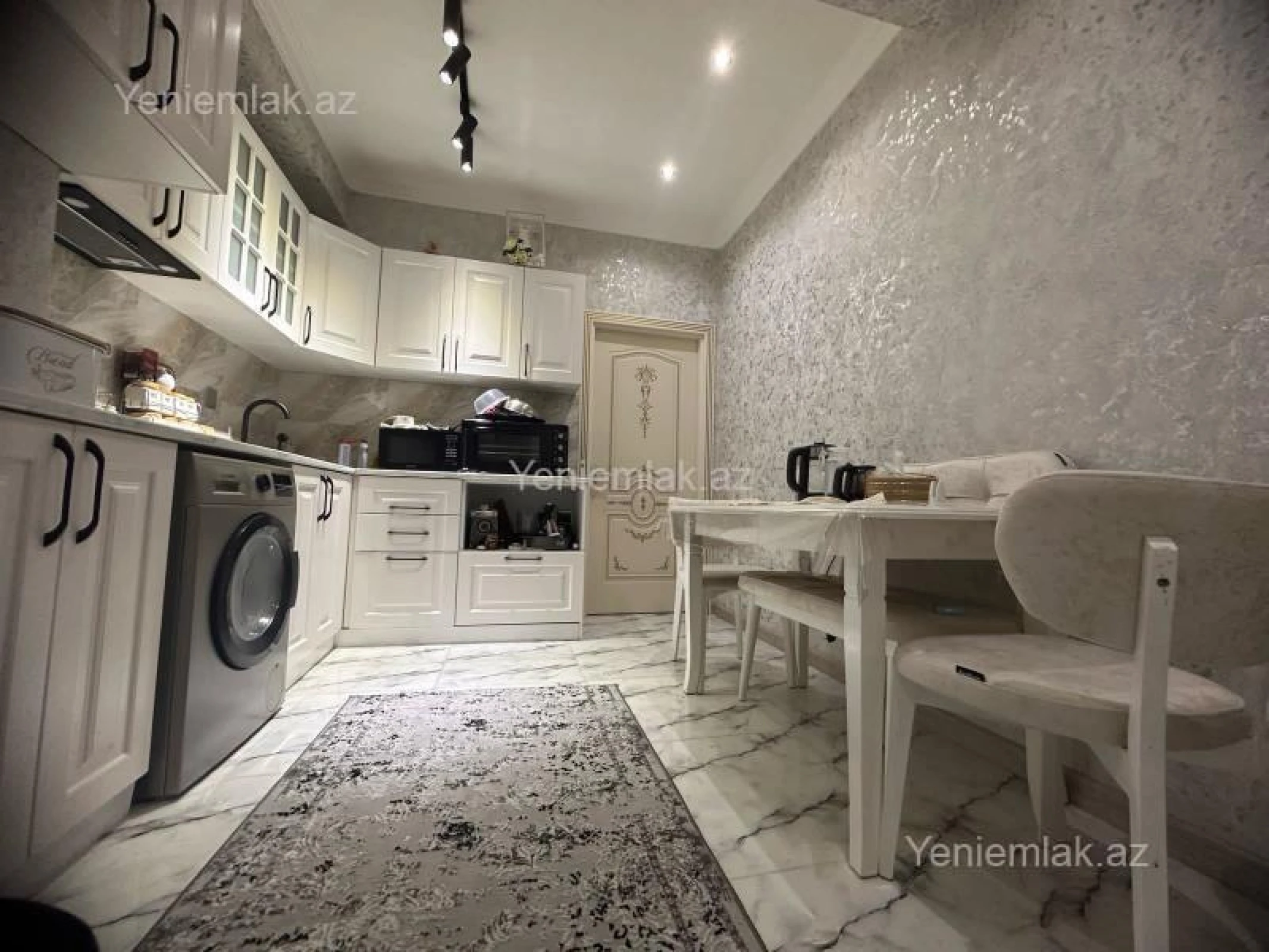 Satılır 3 otaqlı yeni tikili 86 m²