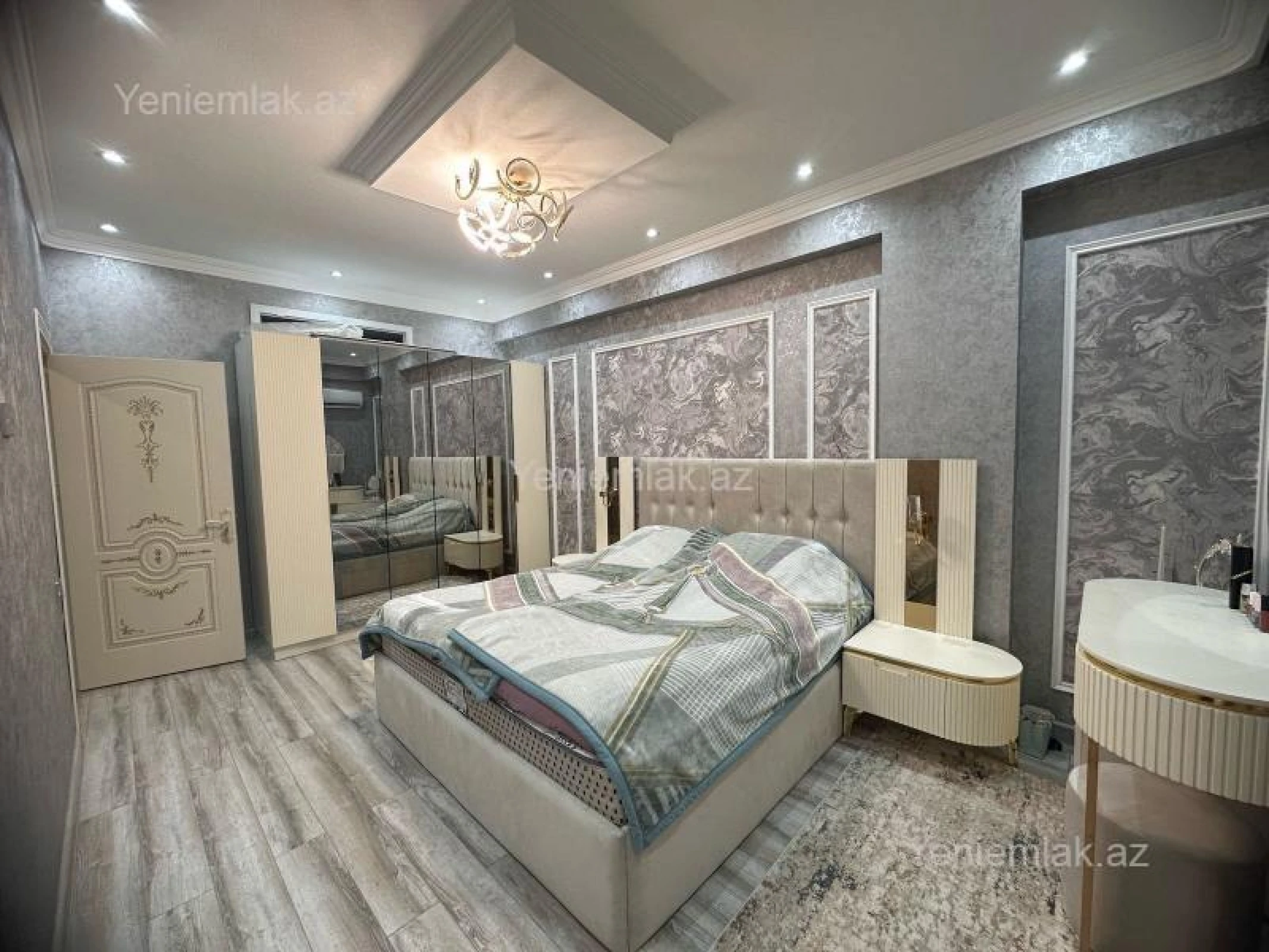 Satılır 3 otaqlı yeni tikili 86 m²