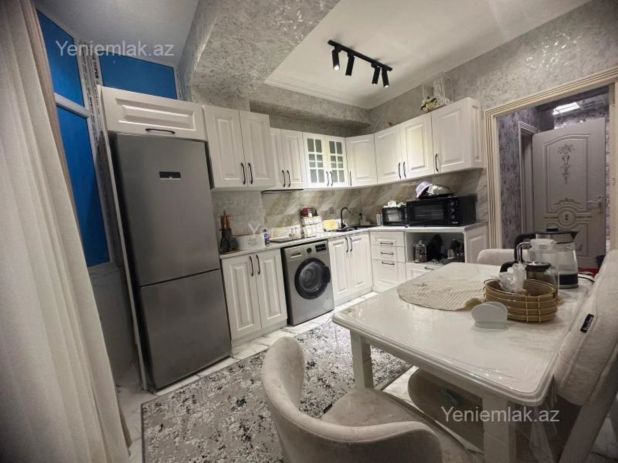 Satılır 3 otaqlı yeni tikili 86 m²