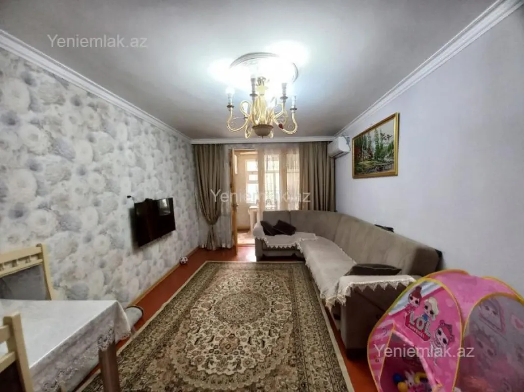 Satılır 3 otaqlı köhnə tikili 68 m²