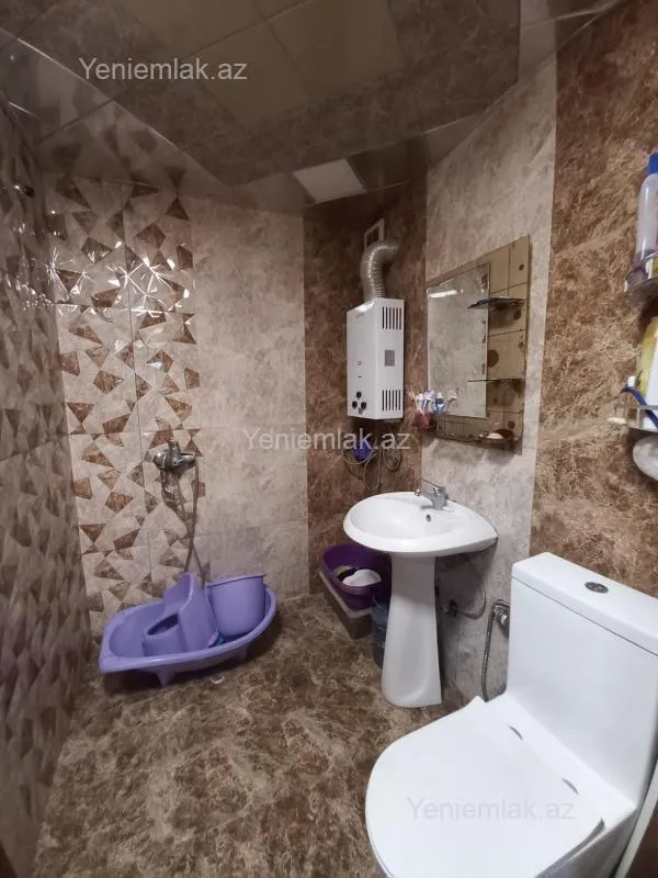 Satılır 3 otaqlı köhnə tikili 68 m²