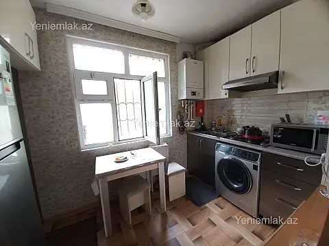 Satılır 3 otaqlı köhnə tikili 68 m² — Sumqayıt, 2-ci mikrorayon 3 otaq 68.00 m²