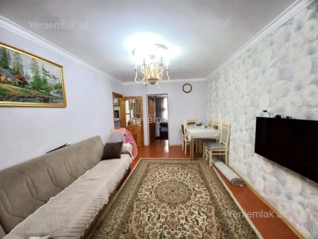 Satılır 3 otaqlı köhnə tikili 68 m²