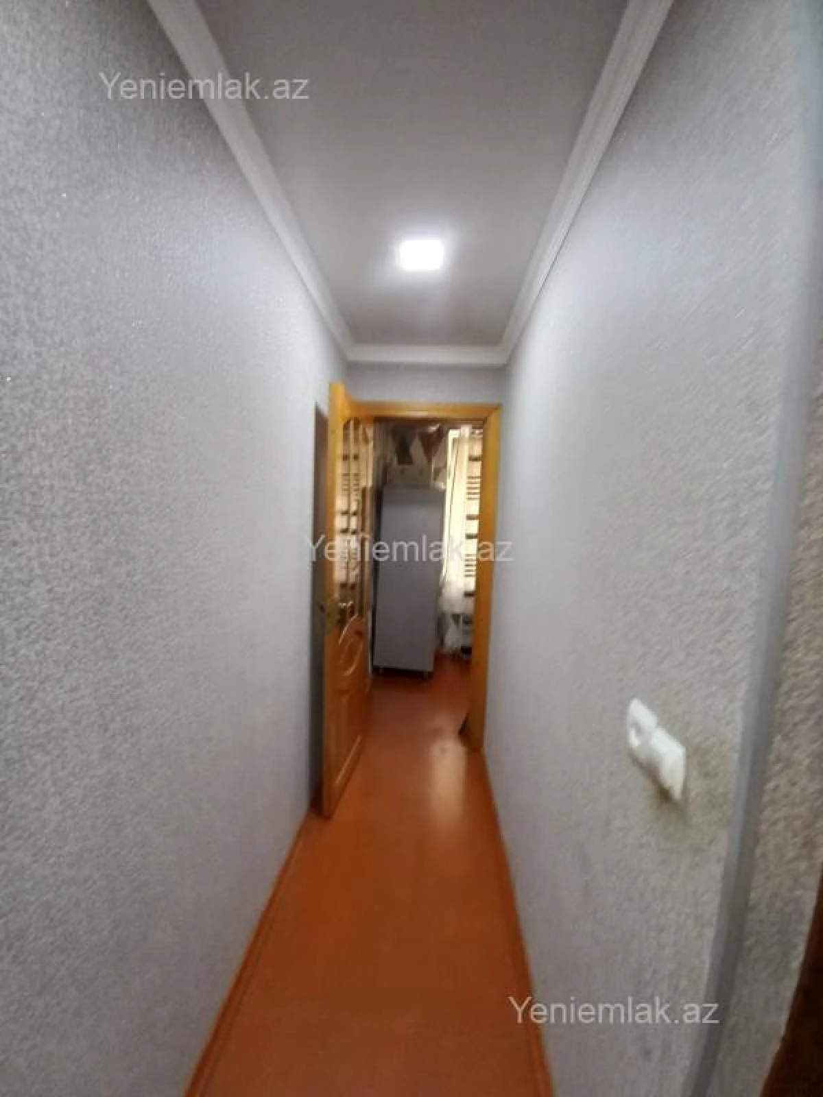 Satılır 3 otaqlı köhnə tikili 68 m²