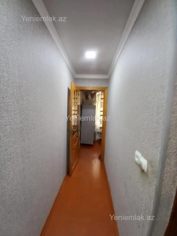 Satılır 3 otaqlı köhnə tikili 68 m²