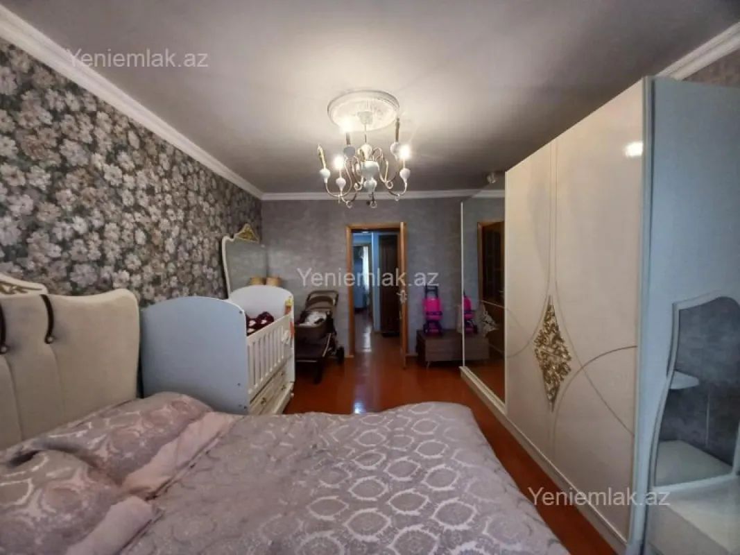 Satılır 3 otaqlı köhnə tikili 68 m²