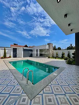 Satılır 5 otaqlı həyət evi 250 m²