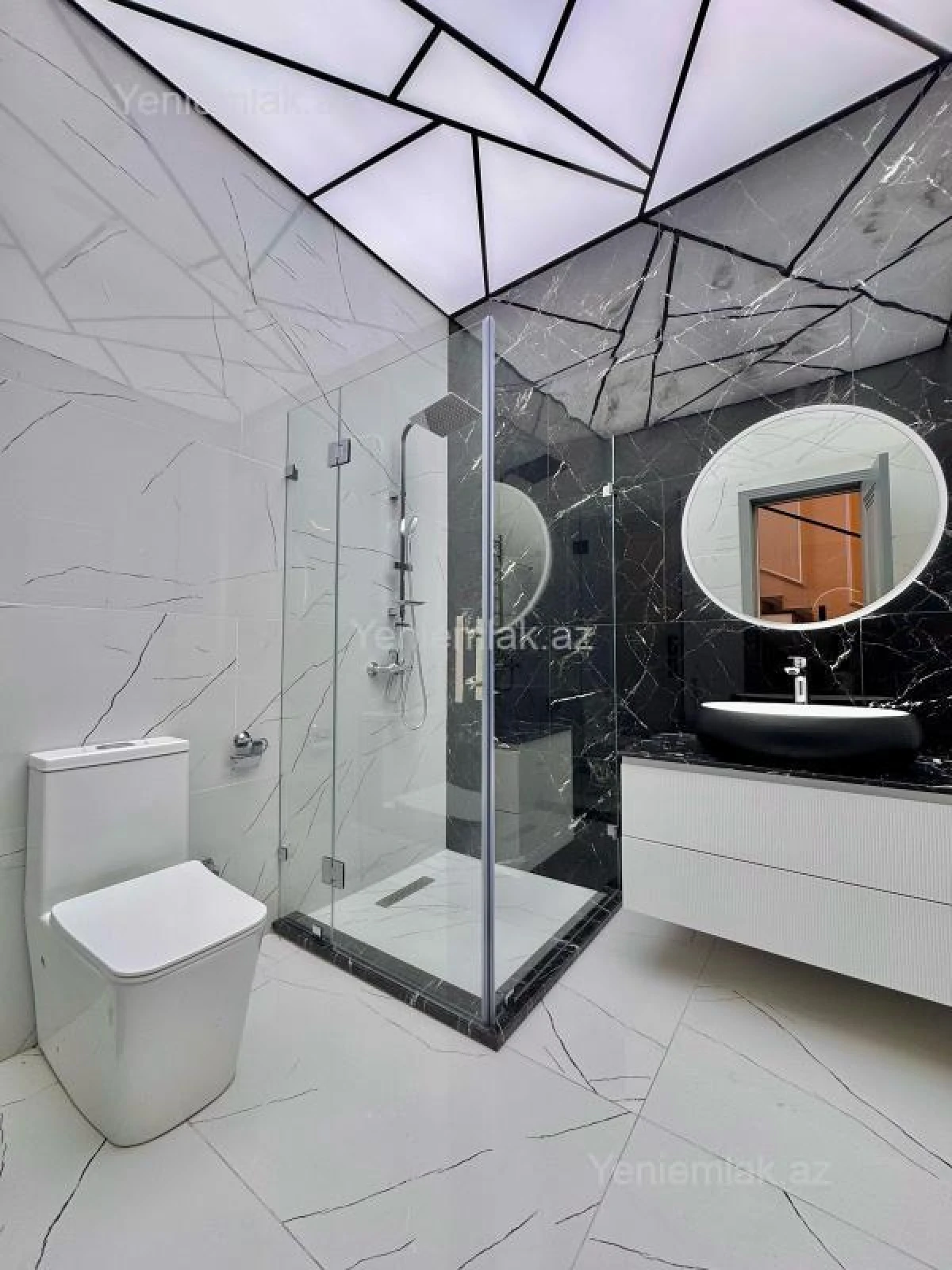 Satılır 5 otaqlı həyət evi 250 m²