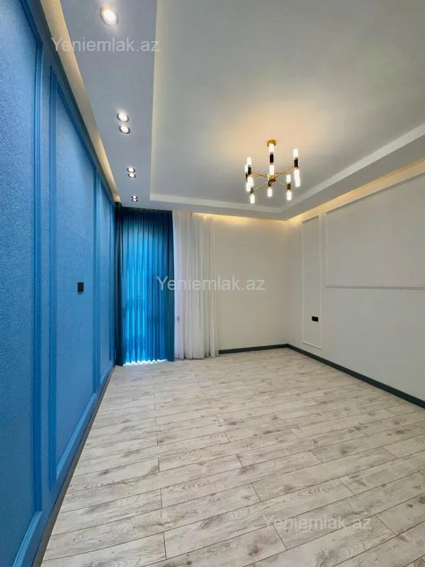 Satılır 5 otaqlı həyət evi 250 m²