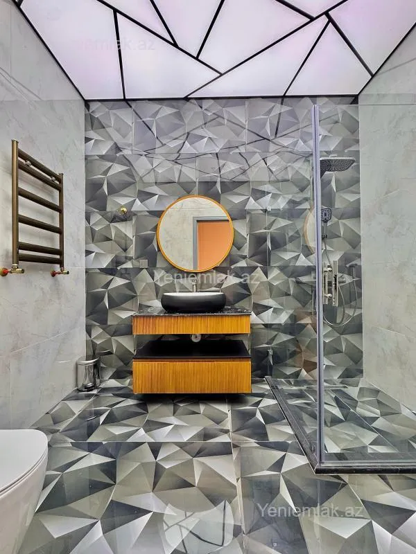 Satılır 5 otaqlı həyət evi 250 m²