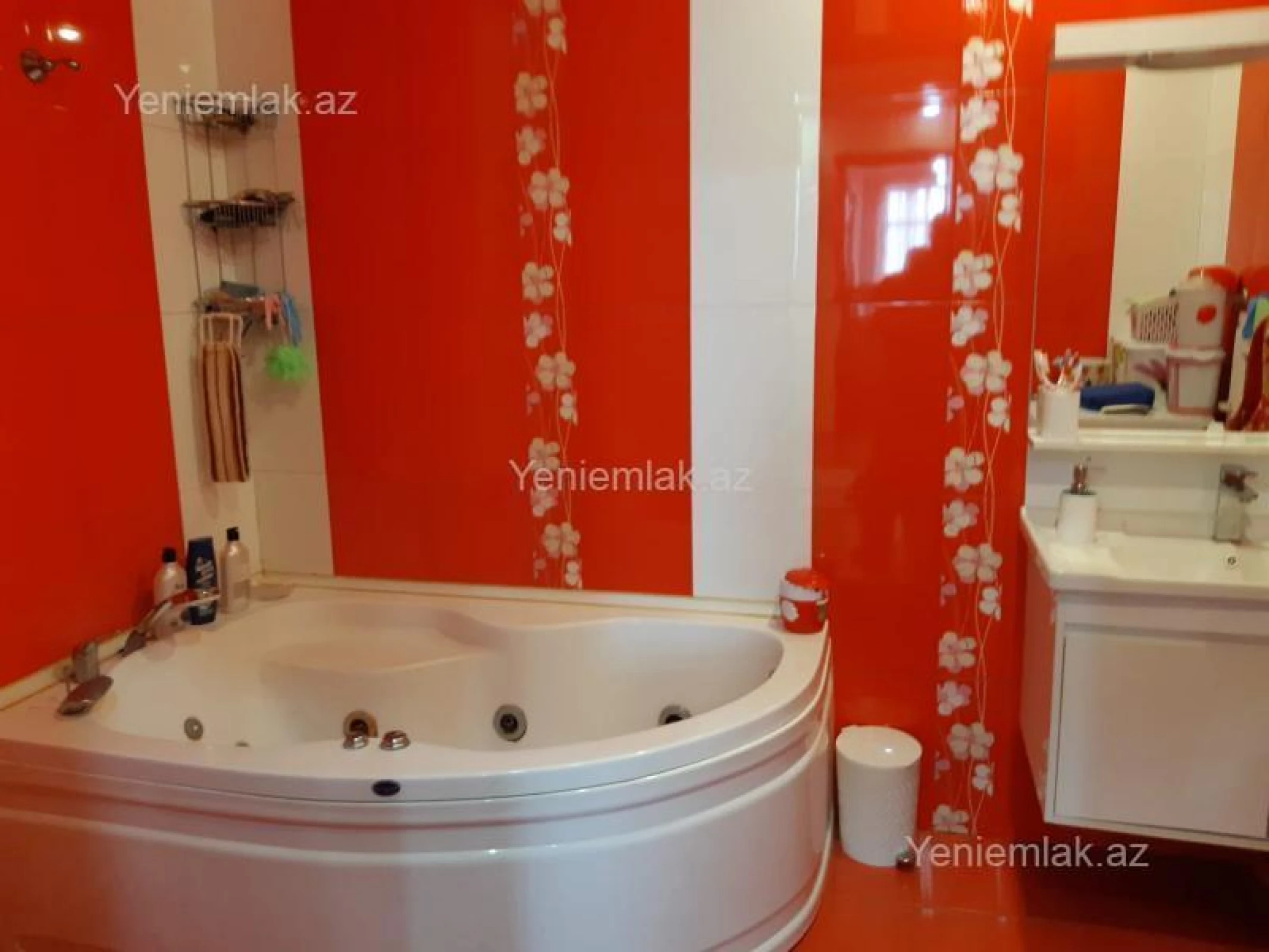 Satılır 4 otaqlı yeni tikili 161 m²